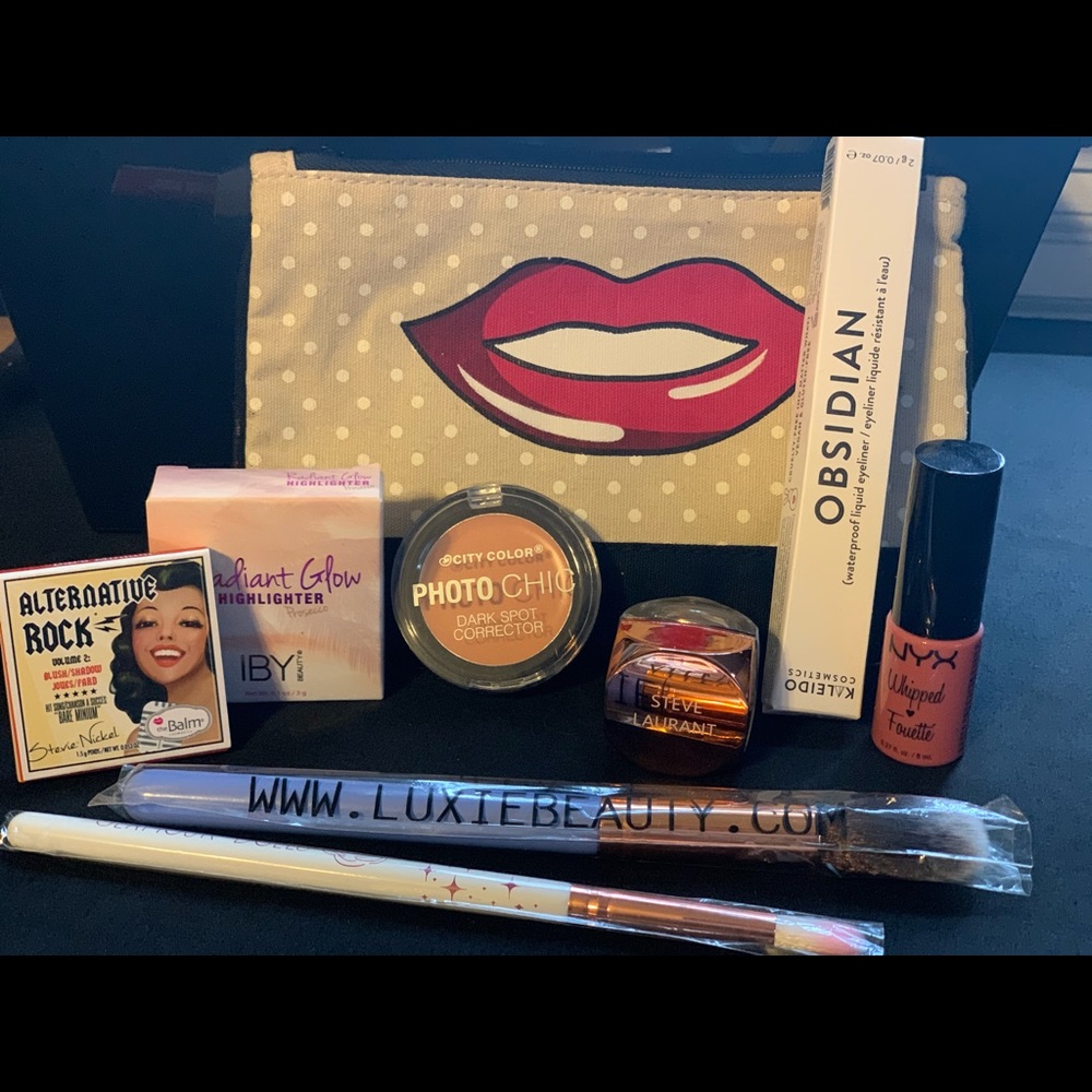 Make Up Bag On The Go